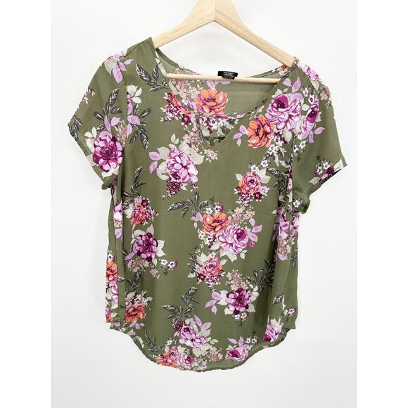 Torrid Green Floral Print Short Sleeve V-Neck Blouse Women's Size 0 Large L - Picture 1 of 7